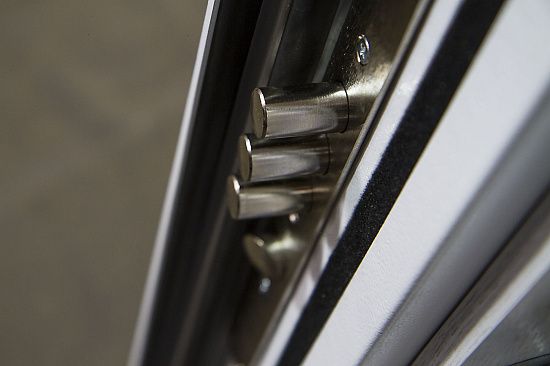 Входная дверь  